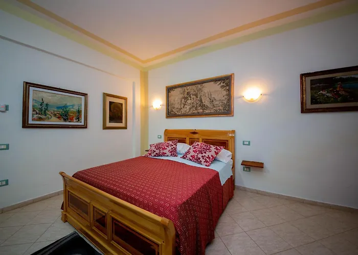 Otel 